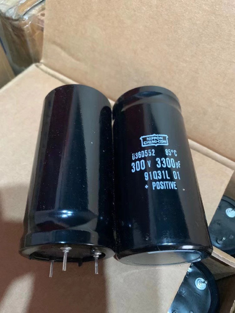E36D301VGS332TCA5M