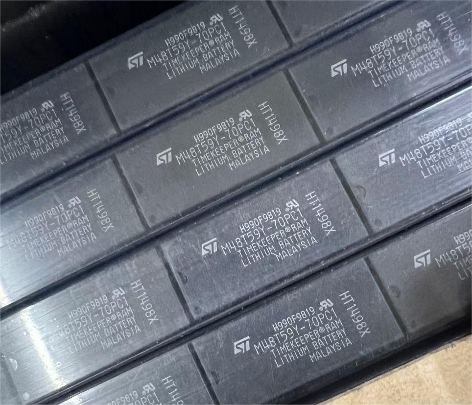 M48T59Y-70PC1