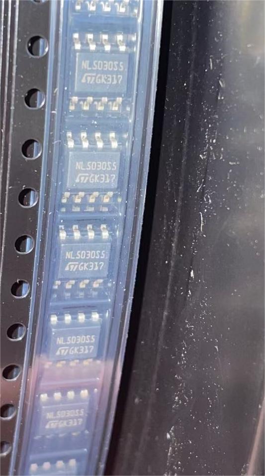 VNL5030S5TR-E.jpg