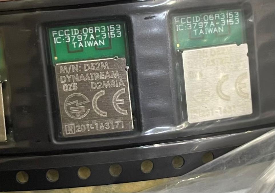 D52MD2M8IA.jpg