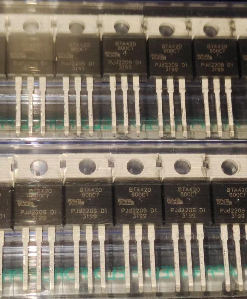 BTA420-800CT