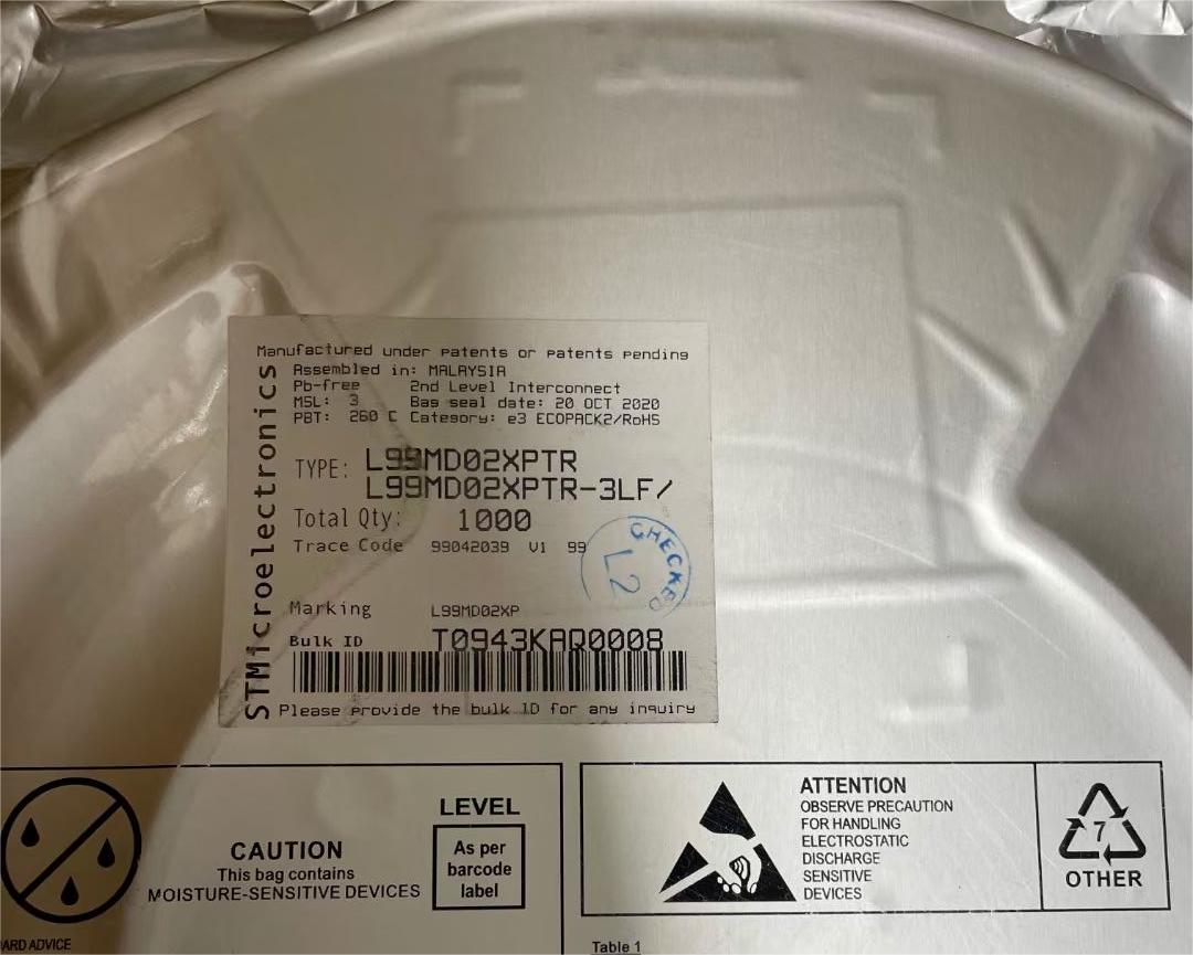 L99MD02XPTR.jpg