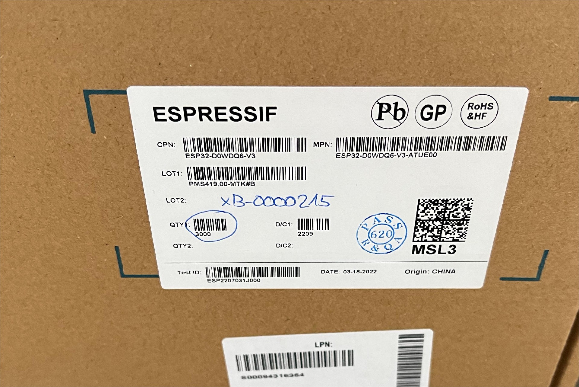 ESP32-D0WDQ6-V3.jpg